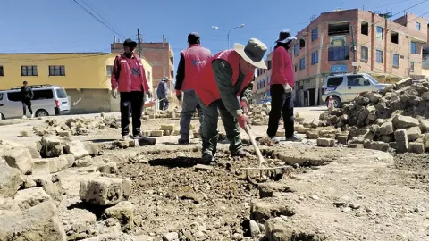 Reparación de baches, Distrito 6 de El Alto.