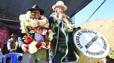 Luis Arce entrega obras en La Paz.